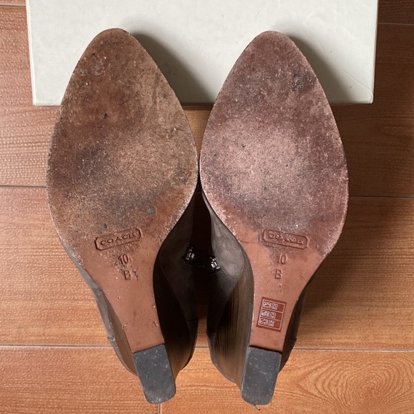 🌸Suede Coach ‘Melody’ Wedge Booties. Sz 10 🌸 - Picture 13 of 13